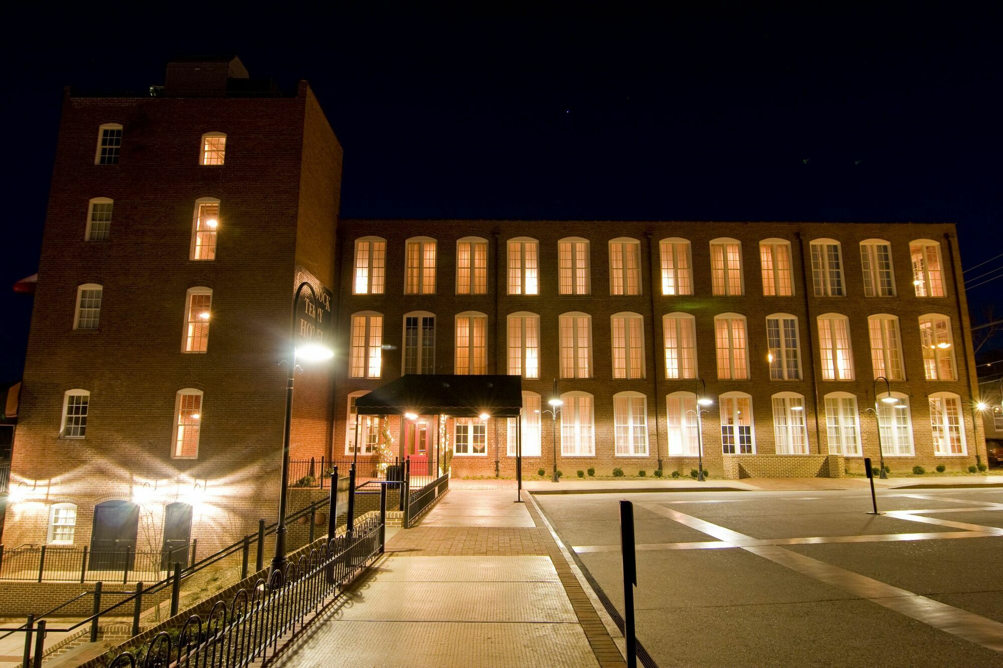 Craddock Terry Hotel, Lynchburg, A Tribute Portfolio Hotel Экстерьер фото